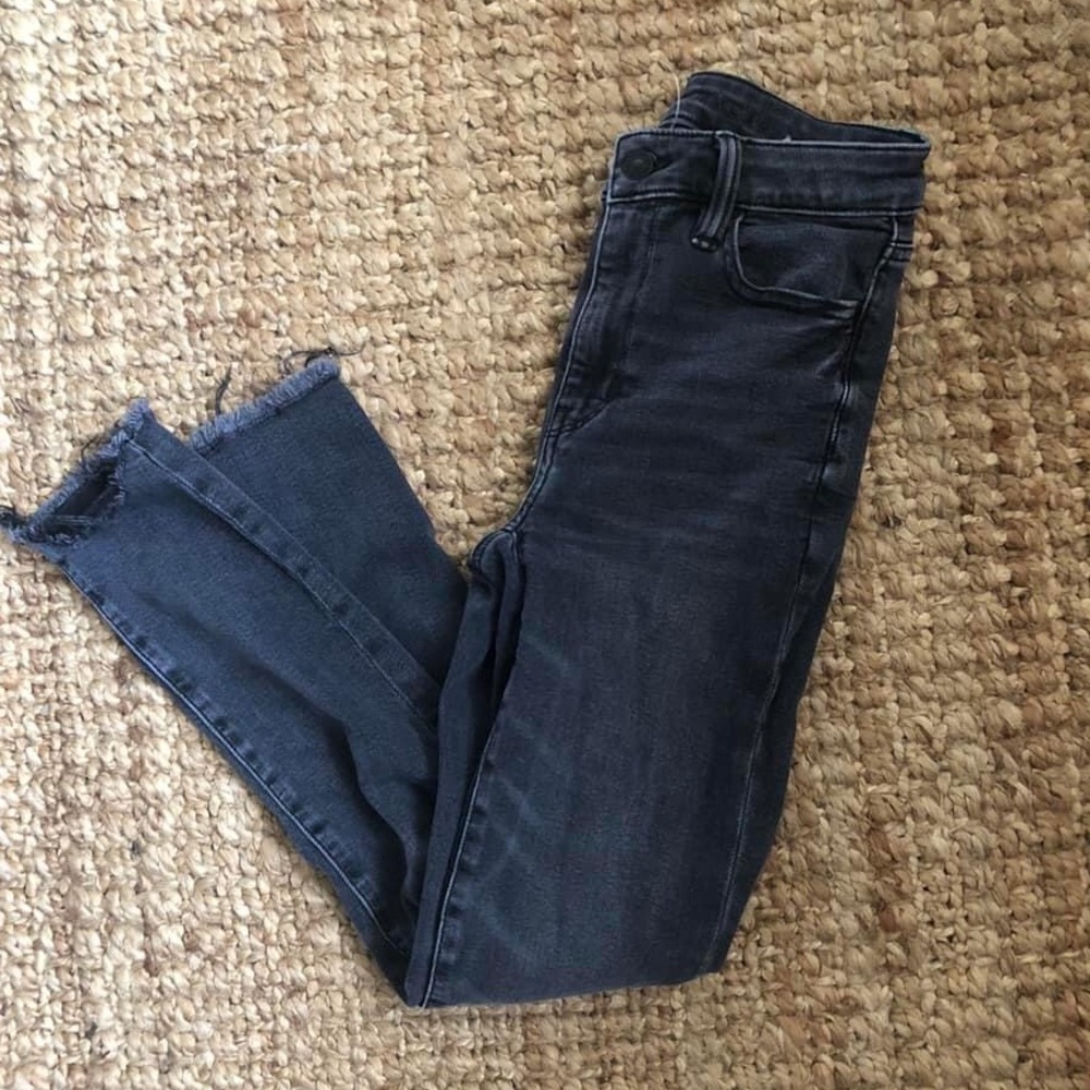 Black American Eagle jeans